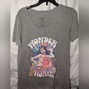 Vintage Style Women's XS‎ Wonder Woman Graphic T-shirt